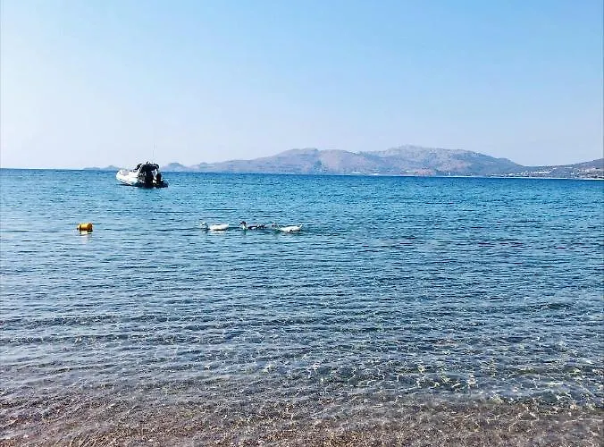 Memories アパートホテル 4*